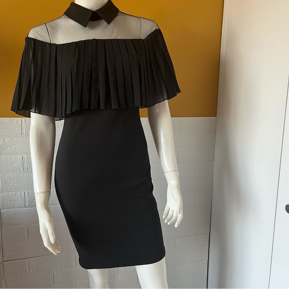 Ina Mini Dress Pleated top with mesh Choker neck Black size small